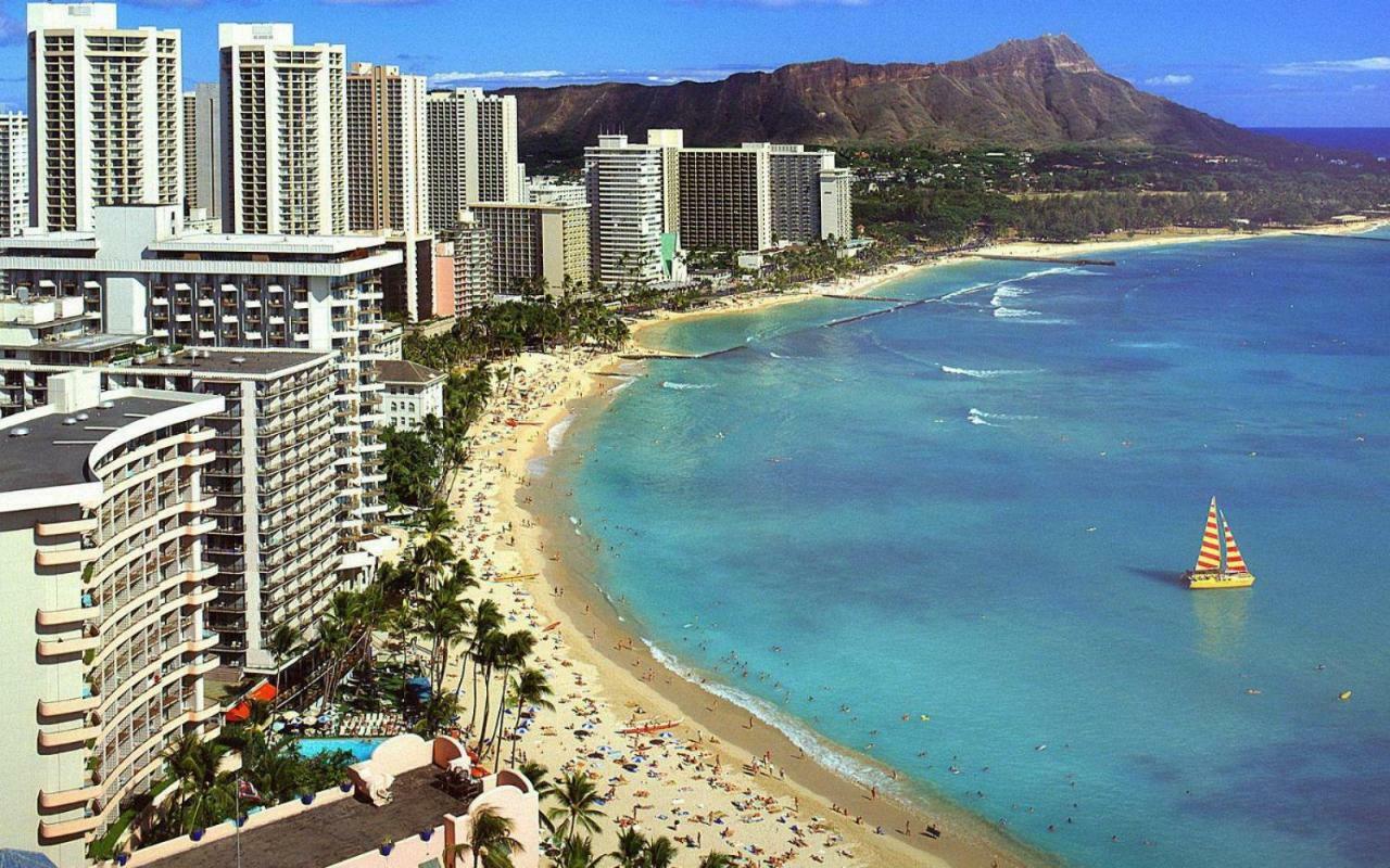 Waikiki Escapade Mountain Views Condo, Steps To Beach With Parking Perk Honolulu Esterno foto